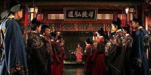 短剧讨薪皇帝天命大神豪全集观看--第1张