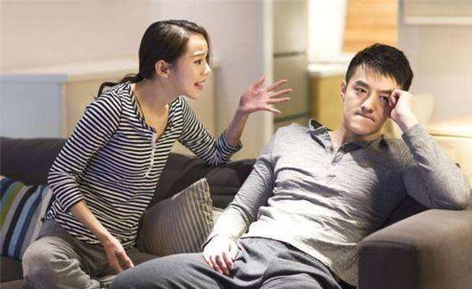  短剧离婚后总裁弟弟赖上我全集观看--第1张