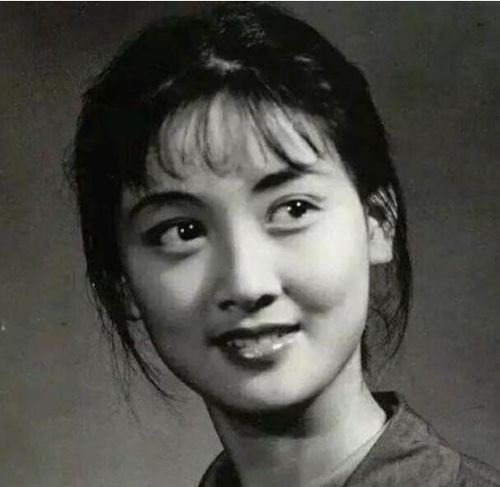  短剧离婚后我成了五个舅舅的掌心宠全集观看--第1张