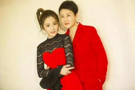  短剧新替嫁新娘亿万老公宠上天全集观看--第1张