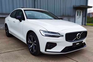volvo轿车图片及价格_volvo 轿车车型及价格--第1张