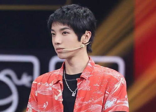  残废霸总闪婚后全集观看，短剧中的爱情与成长--第1张