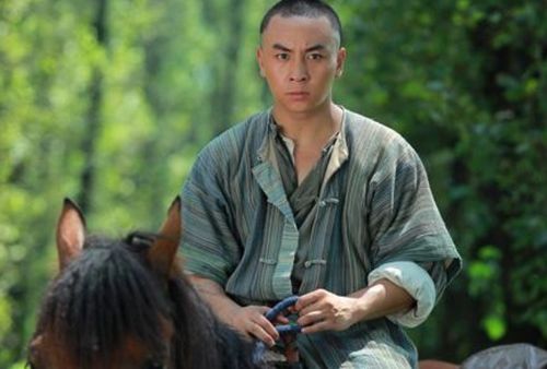  短剧分手后喻总请自重全集观看，喻总请自重，分手后短剧全集观看--第1张