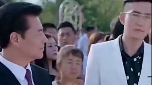  短剧结婚当天怒换新郎全集观看--第1张