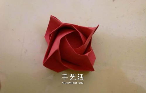  折玫瑰花步骤图解，折玫瑰花详细步骤，浪漫玫瑰花绽放--第1张