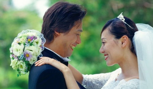 短剧植物人老公追妻三十里全集观看——一段感人至深的爱情故事--第1张