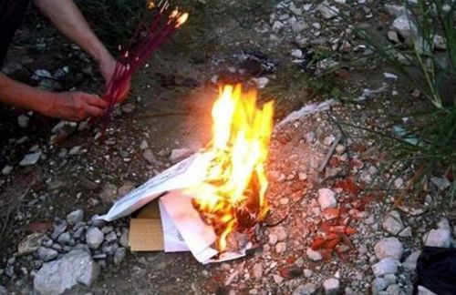  短剧白月光死后江总他疯了全集观看，江总疯了，白月光死后全集观看--第1张