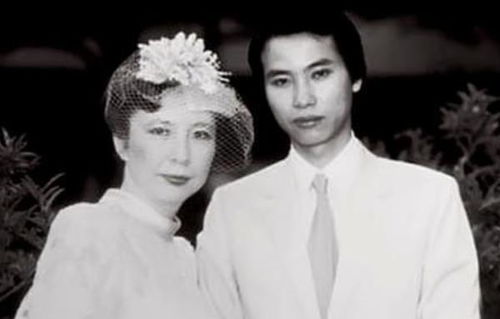  短剧捡个豪门总裁当老公全集观看，一场意外引发的豪门婚姻--第1张