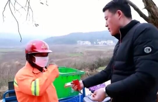  短剧炼狱五年出狱归来竟被无情抢婚全集观看，炼狱归来，抢婚记--第1张