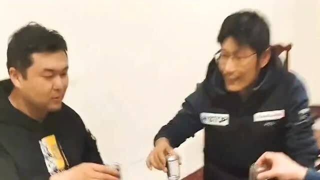  我有三个大佬哥哥，三个大佬哥哥的成长故事--第1张