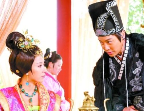  短剧假太监，从攻略贵妃到权倾朝野全集观看--第1张