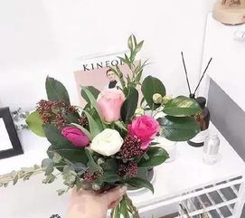  情人节玫瑰花图片真实花束鲜花，浪漫的永恒之选，情人节浪漫永恒之选，真实花束鲜花与情人节玫瑰花图片--第1张