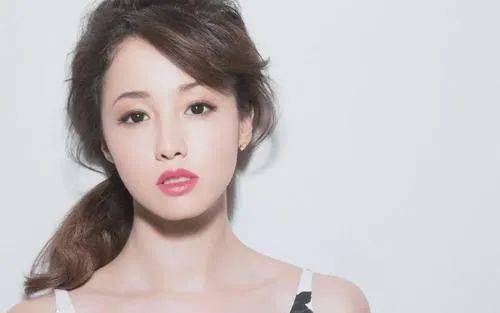  短剧隐约心动挑婚捡爱全集观看，隐约心动挑婚捡爱全集免费观看--第1张