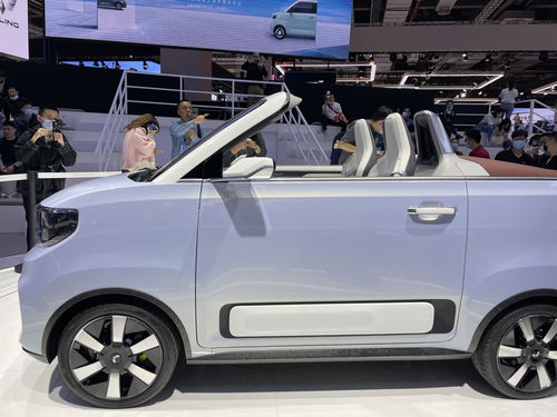 五菱宏光miniev敞篷跑车_五菱宏光miniev敞篷试驾视频--第1张