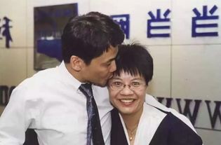  短剧破产总裁手撕拜金女友全集观看--第1张