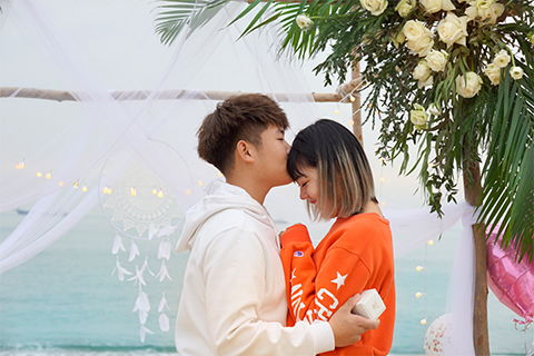  短剧闪婚成宠陆先生对恋爱过敏全集观看--第1张