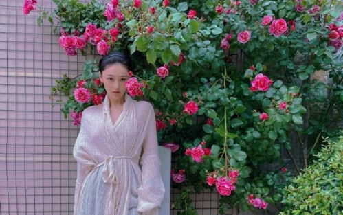 短剧归来后首富妈妈爆我马甲全集观看  短剧归来后首富妈妈爆我马甲全集观看，归来后首富妈妈爆我马甲全集观看，短剧中的神秘马甲大佬--第1张