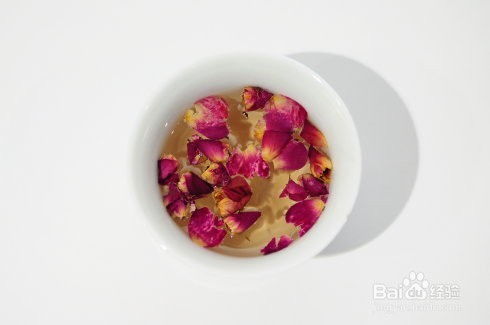 玫瑰花茶怎么搭配  玫瑰花茶的完美搭配——品味花茶新风尚，玫瑰花茶的完美搭配，品味花茶新风尚--第1张