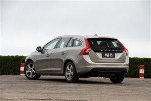 沃尔沃v60t5报价及图片_沃尔沃v60t8报价--第1张