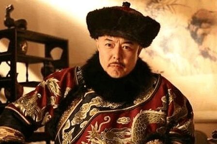短剧六年后她携三宝炸翻全场全集观看  短剧六年后她携三宝炸翻全场，六年后她携三宝炸翻全场，短剧全集观看--第1张