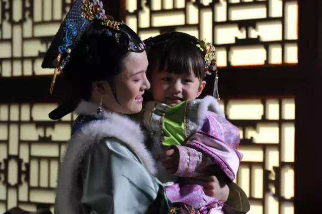 短剧狂野小毒妃全集观看  短剧狂野小毒妃全集观看——一部颠覆传统、充满激情的古装剧佳作，短剧狂野小毒妃全集，激情古装剧的魅力--第1张
