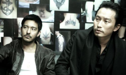 短剧离婚后我带着两个小魔王虐遍全球全集观看  离婚后我带着两个小魔王虐遍全球，离婚后我带着两个小魔王虐遍全球，小魔女的奇妙冒险--第1张