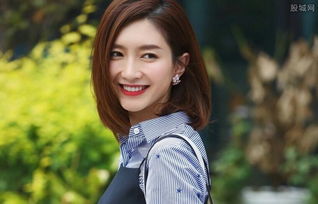 我的万人迷总裁老婆免费全集资讯  我的万人迷总裁老婆，免费全集资讯，我的万人迷总裁老婆全集免费观看，总裁的甜蜜爱情故事--第1张