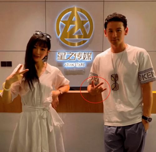 我三万娶的老公竟是亿万总裁马乐婕短剧  我三万娶的老公竟是亿万总裁——马乐婕短剧--第1张
