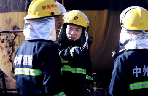 职场兵王纵横职场合短剧  职场兵王纵横职场合短剧，职场兵王，纵横职场的短剧传奇--第1张