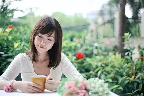 我的岁极品女房东短剧  我的极品女房东短剧，我的极品女房东短剧，房东的极品生活--第1张