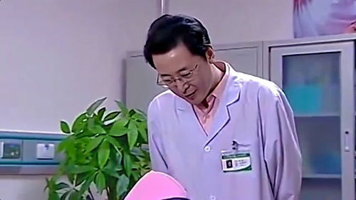 帝皇星穿越剧短剧在线观看全集  帝皇星穿越剧短剧在线观看全集，帝皇星穿越剧短剧在线观看全集，穿越时空的奇幻之旅--第1张