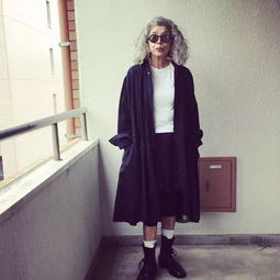 归来后首富妈妈爆我马甲短剧在线观看  归来后首富妈妈爆我马甲短剧在线观看，归来后首富妈妈爆我马甲短剧在线观看，马甲大佬的归来故事--第1张