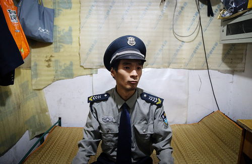 你好保安队长短剧全集在线观看  你好，保安队长短剧全集在线观看，你好保安队长短剧全集在线观看，保安队长的日常生活--第1张