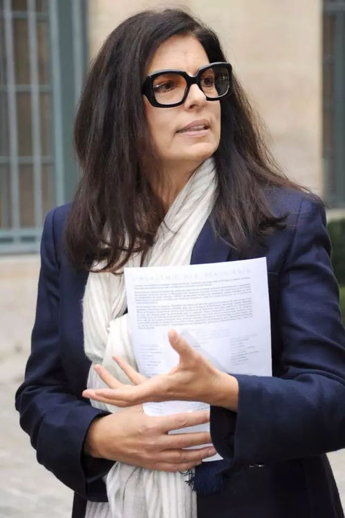 首富妈妈我才是你的亲女儿短剧在线资讯  首富妈妈我才是你的亲女儿短剧在线资讯，首富妈妈，我才是你的亲女儿？短剧在线资讯--第1张