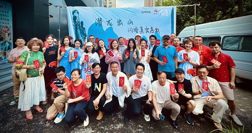 潜龙出山闪婚美女总裁短剧免费资讯  潜龙出山闪婚美女总裁，短剧免费资讯，潜龙出山闪婚美女总裁免费资讯，短剧抢先看--第1张