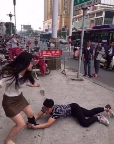 一条丝袜引发的血案短剧免费资讯  一条丝袜引发的血案短剧免费资讯--第1张