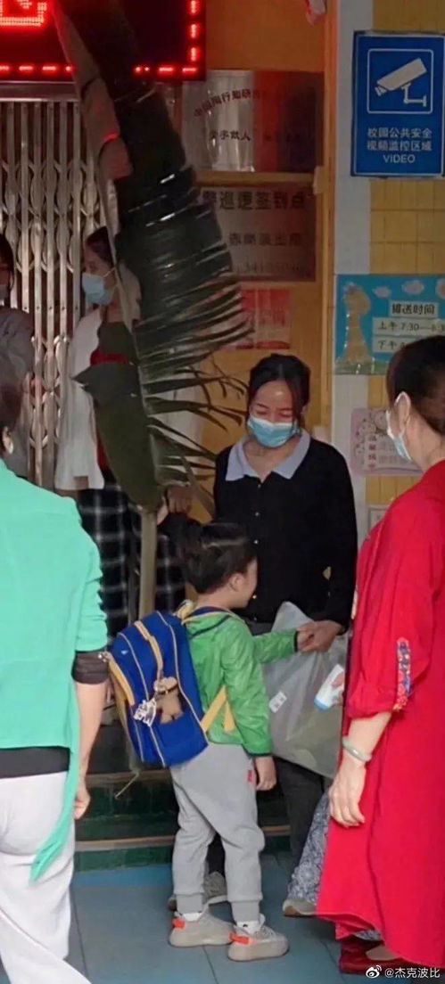 叶总夫人带娃强势归来短剧免费资讯  叶总夫人带娃强势归来短剧免费资讯，叶总夫人带娃强势归来免费资讯，短剧抢先看--第1张