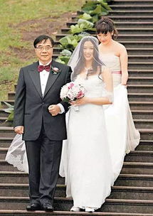 穿越替嫁新娘，两千岁老公的宠妻计划--第1张