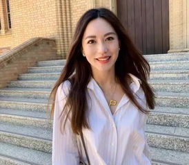 离婚后四大美女倒追我，离婚四年后霸气回归的短剧剧情更新--第1张