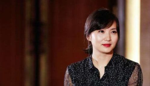 阚梓艺短剧免费观看全集，万人迷女神的魅力之旅--第1张