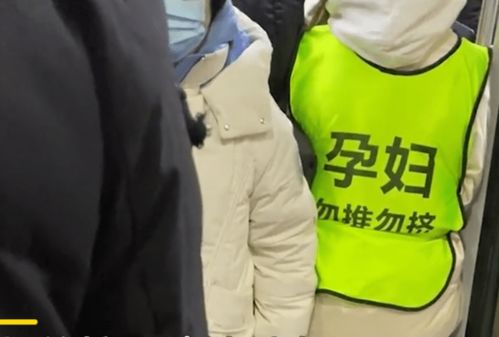 一胎双宝，妈咪你马甲掉了短剧剧情简介--第1张