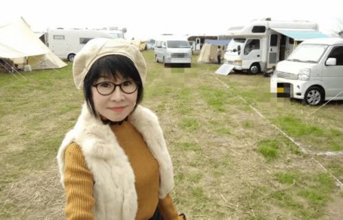 被抛弃后意外进入豪门世家的逆袭人生--第1张