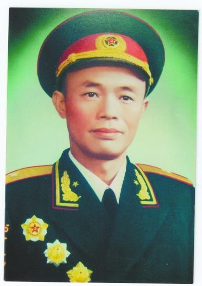 少将大人轻轻宠短剧全集剧情 少将大人轻轻宠短剧全集剧情介绍--第1张