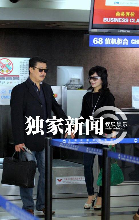 富豪老公同学会短剧全集，富豪老公的奢华生活与同学会的戏剧性事件--第1张