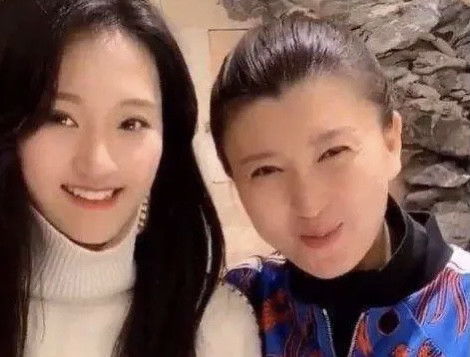  女儿拔了我的氧气管短剧全集剧情信息大全--第1张