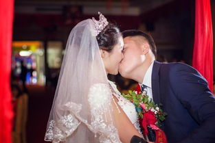 新婚夜傻子老公抱紧了我短剧全集剧情信息大全资讯 新婚当天老公跑路,新娘一气之下嫁给傻子--第1张