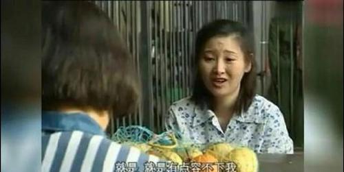 错爱为奴，被迫嫁给死对头短剧在线观看平台-错爱错嫁演员表--第1张