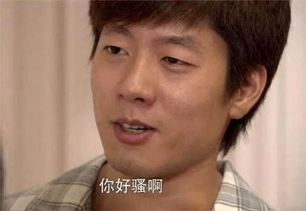 救命,我抢了大佬的宝贝 小说 救命！我被三个大佬逼婚，短剧在线观看平台--第1张
