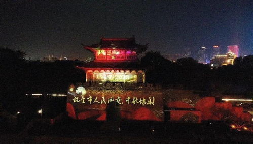 夜色倾心，夜色倾城成语的含义和一部同名短剧抢先看完整版。--第1张