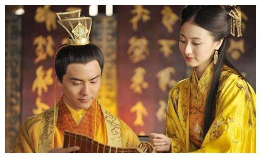 穿越古代当皇后，龙套皇帝的传奇人生--第1张